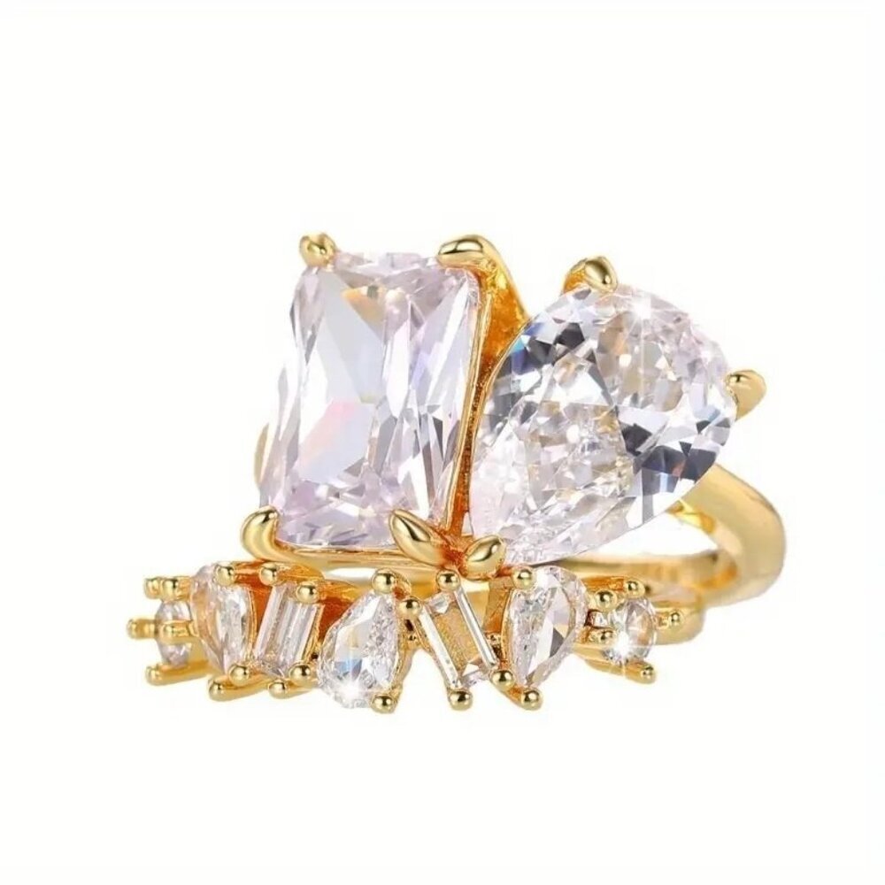 Emerald Cut & Teardrop Pear CZ Crystal Engagement Wedding Ring Set Size 7 - Picture 3 of 6